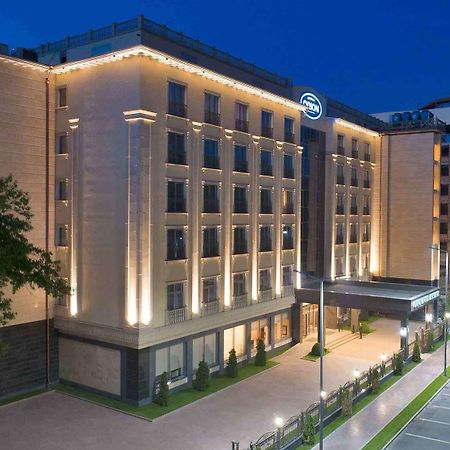 Orion Hotel Bishkek Esterno foto Hilton Prague